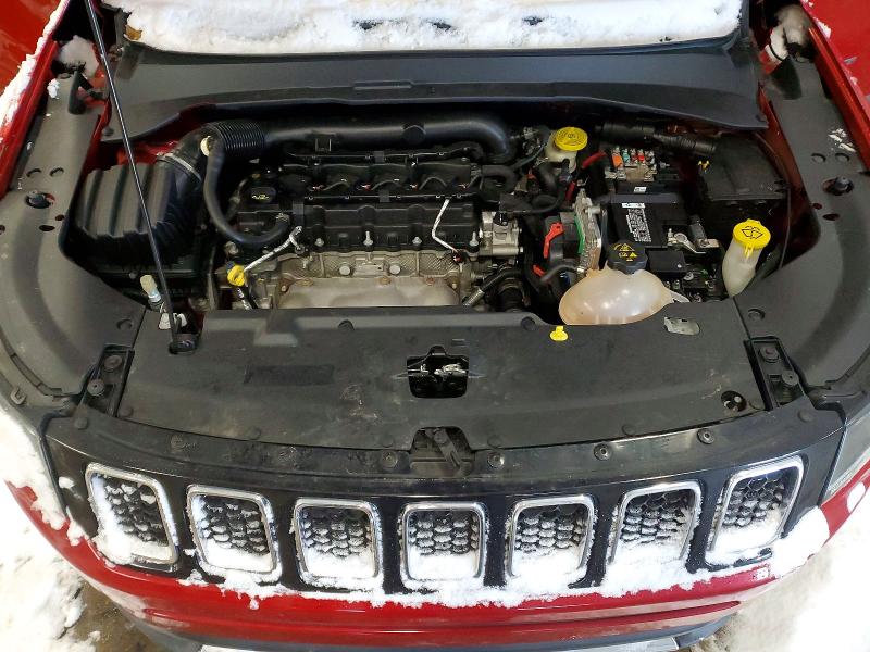 Photo 12 from auction – 2018 JEEP COMPASS with VIN 3C4NJCCB6JT194703