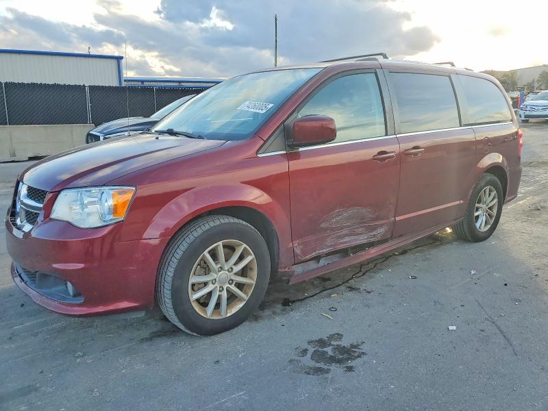 DODGE GRAND CARAVAN 2019 with VIN 2C4RDGCG8KR765771 - Photo from auction
