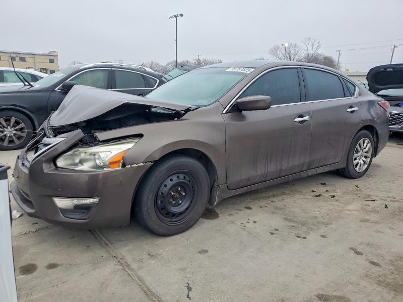 NISSAN ALTIMA 2015 with VIN 1N4AL3AP3FC577076 - Photo from auction