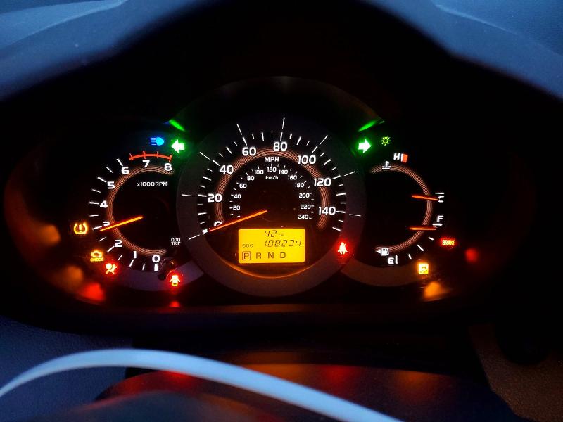 Photo 9 from auction – 2009 TOYOTA RAV4 SPORT with VIN JTMBK32V395083971