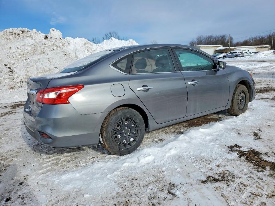 Photo 3 from auction – 2016 NISSAN SENTRA S with VIN 3N1AB7AP4GY281127