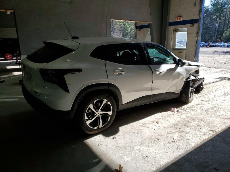 Photo 3 from auction – 2024 CHEVROLET TRAX 1RS with VIN KL77LGE26RC097755