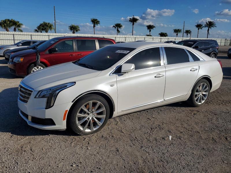 CADILLAC XTS 2018 with VIN 2G61L5S38J9175039 - Photo from auction
