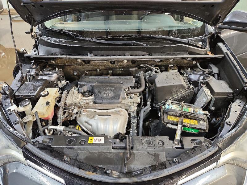 Photo 11 from auction – 2017 TOYOTA RAV4 XLE with VIN JTMRFREV9HD208302