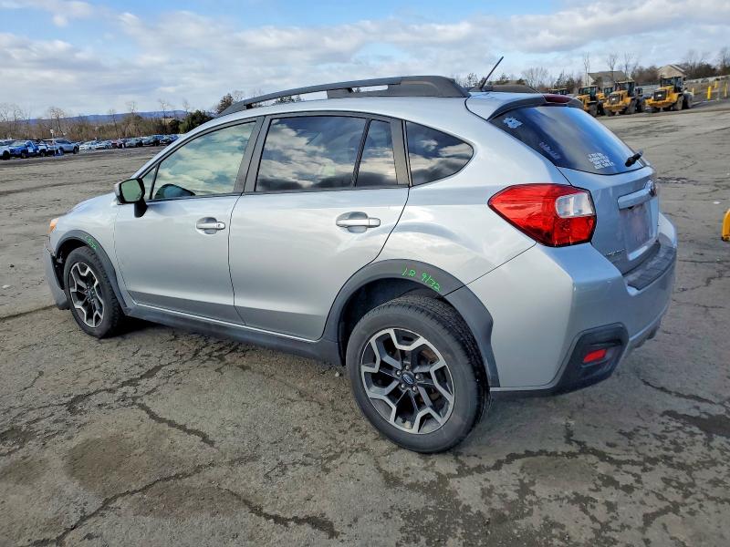 Photo 2 from auction – 2017 SUBARU CROSSTREK with VIN JF2GPABC6HH242474
