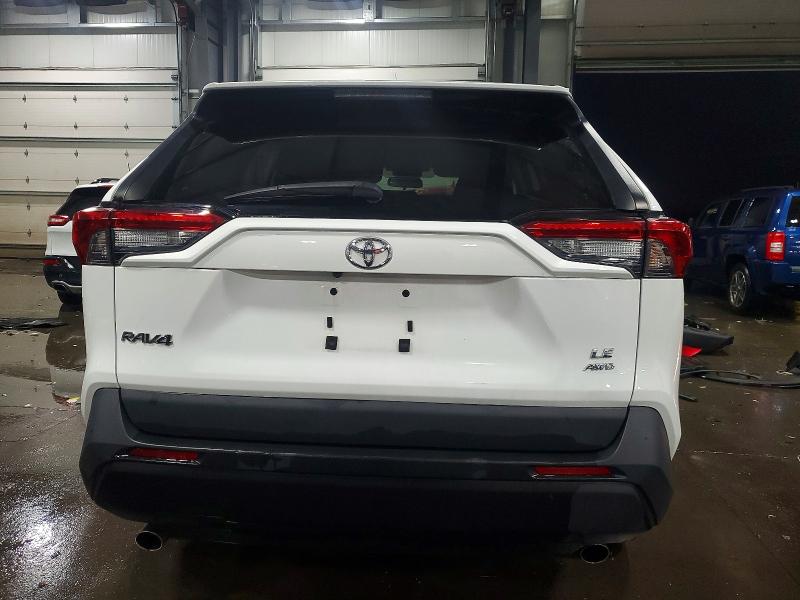 Photo 6 from auction – 2022 TOYOTA RAV4 LE with VIN 2T3F1RFV9NC289575