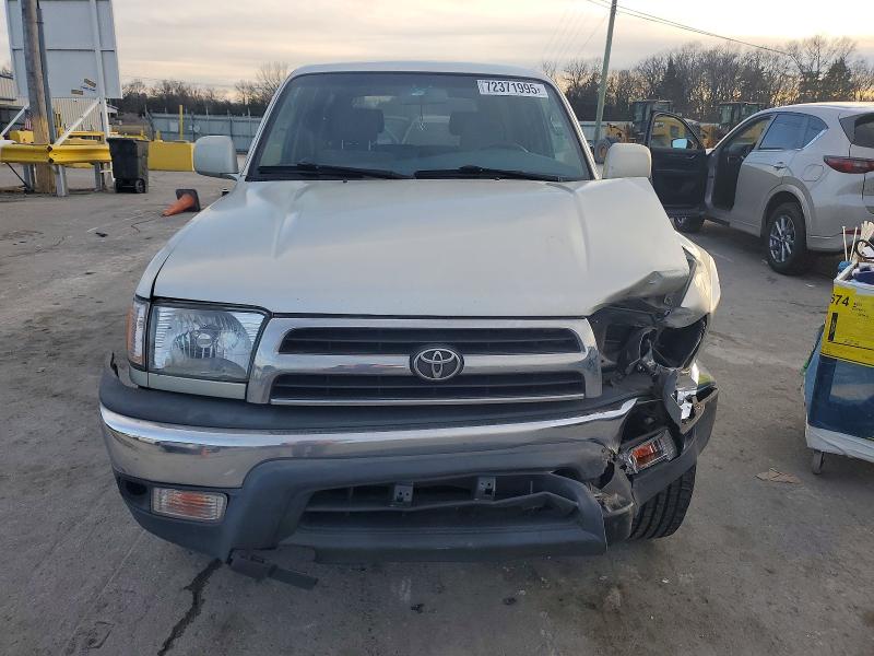 Photo 5 from auction – 1999 TOYOTA 4RUNNER with VIN JT3GN86R5X0135235