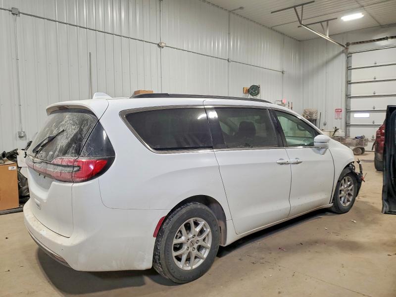 Photo 3 from auction – 2022 CHRYSLER PACIFICA T with VIN 2C4RC1BG1NR128095