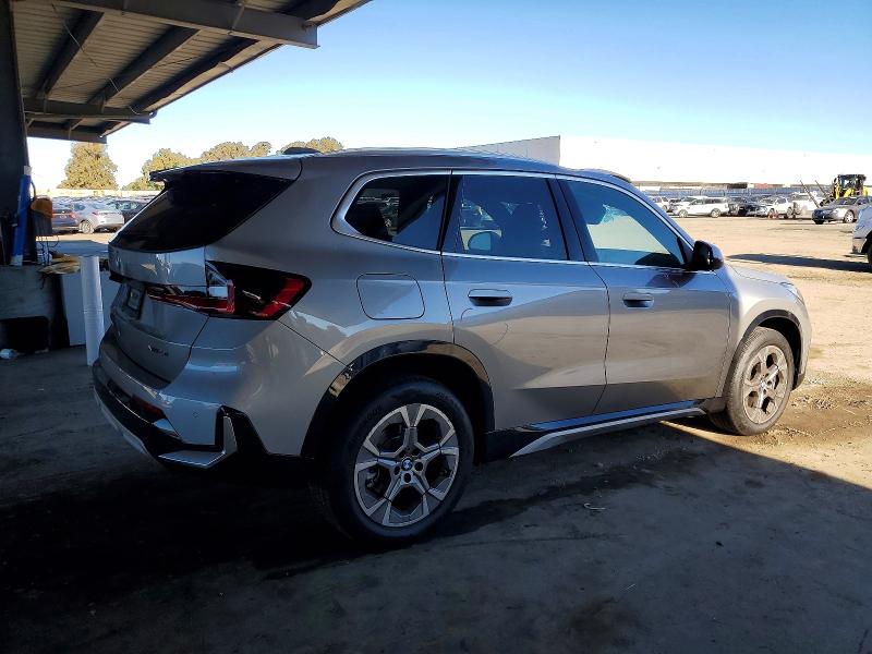 Photo 3 from auction – 2023 BMW X1 XDRIVE2 with VIN WBX73EF04P5X23196