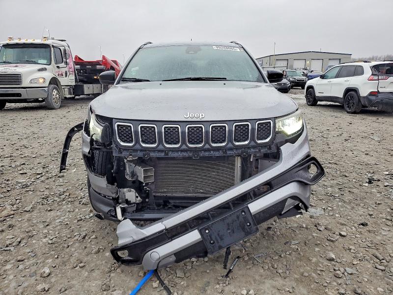 Photo 5 from auction – 2023 JEEP COMPASS LA with VIN 3C4NJDBN8PT552605