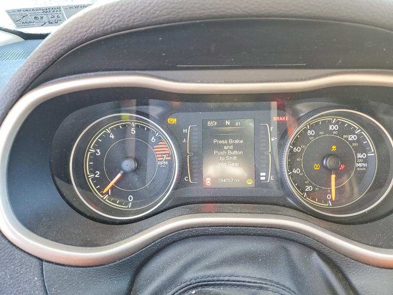 Photo 9 from auction – 2016 JEEP CHEROKEE with VIN 1C4PJMCB2GW253327