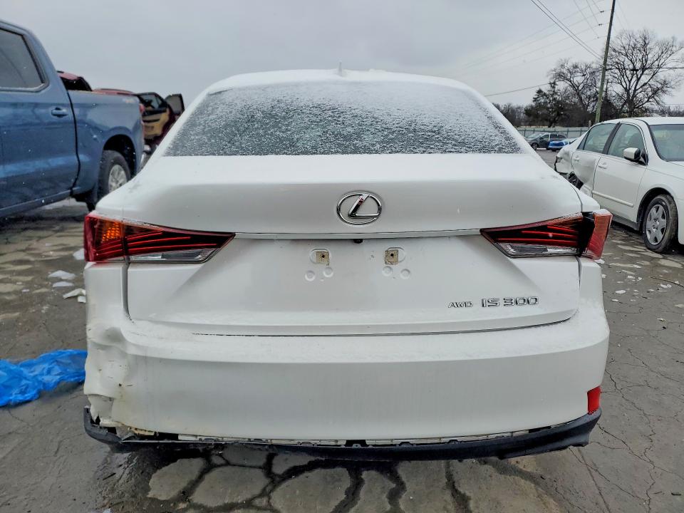 Photo 6 from auction – 2017 LEXUS IS with VIN JTHCM1D24H5019232