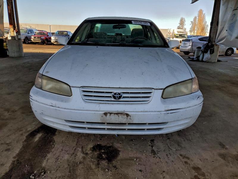 Photo 5 from auction – 1999 TOYOTA CAMRY with VIN JT2BF22K5X0172741