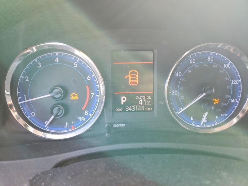 Photo 9 from auction – 2018 TOYOTA COROLLA L with VIN 2T1BURHE1JC983084