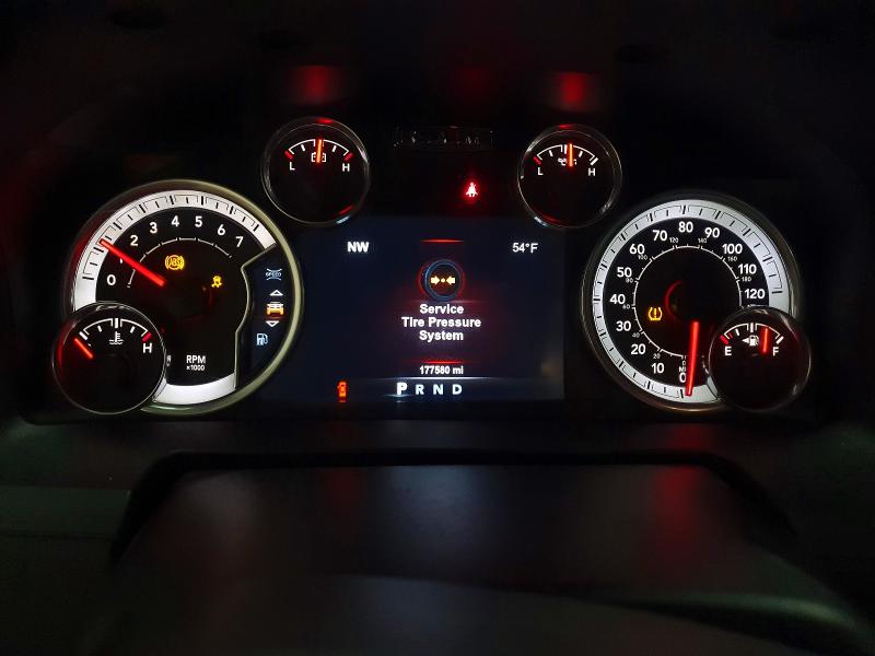 Photo 9 from auction – 2015 RAM 1500 SPORT with VIN 1C6RR7UT7FS618303