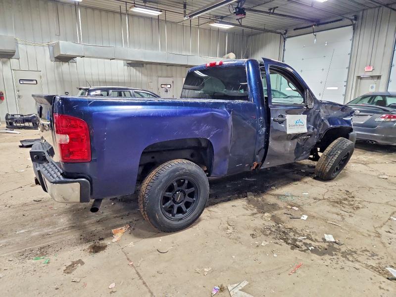 Photo 3 from auction – 2009 CHEVROLET SILVERADO with VIN 1GCEC14X69Z164615
