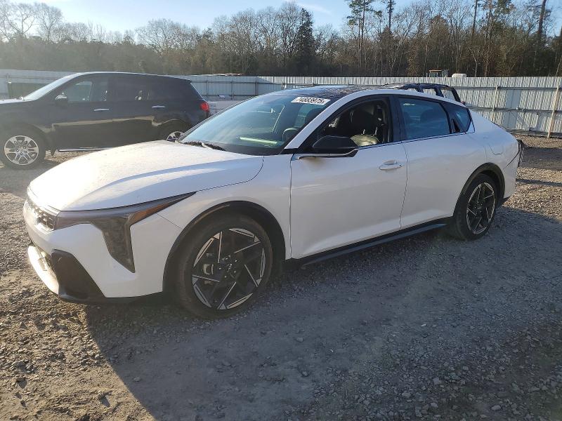 KIA K4 2025 z numerem VIN 3KPFW4DE6SE174347 - Zdjęcie z aukcji