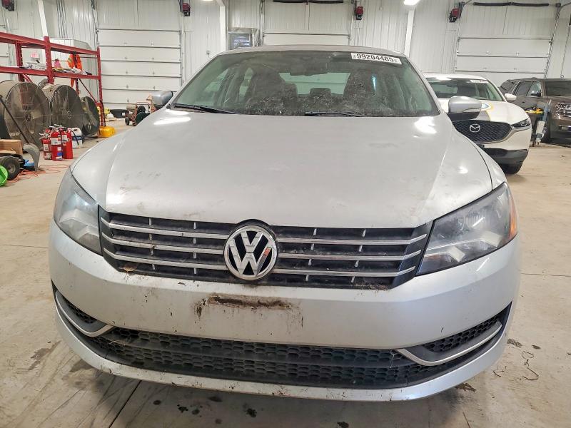Photo 5 from auction – 2014 VOLKSWAGEN PASSAT SE with VIN 1VWBN7A31EC064336