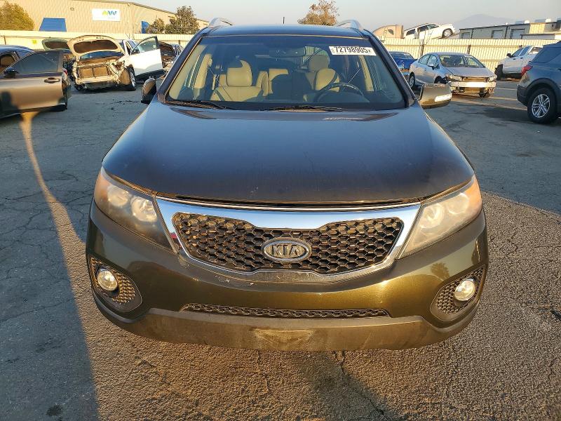 Photo 5 from auction – 2012 KIA SORENTO EX with VIN 5XYKU4A29CG205495