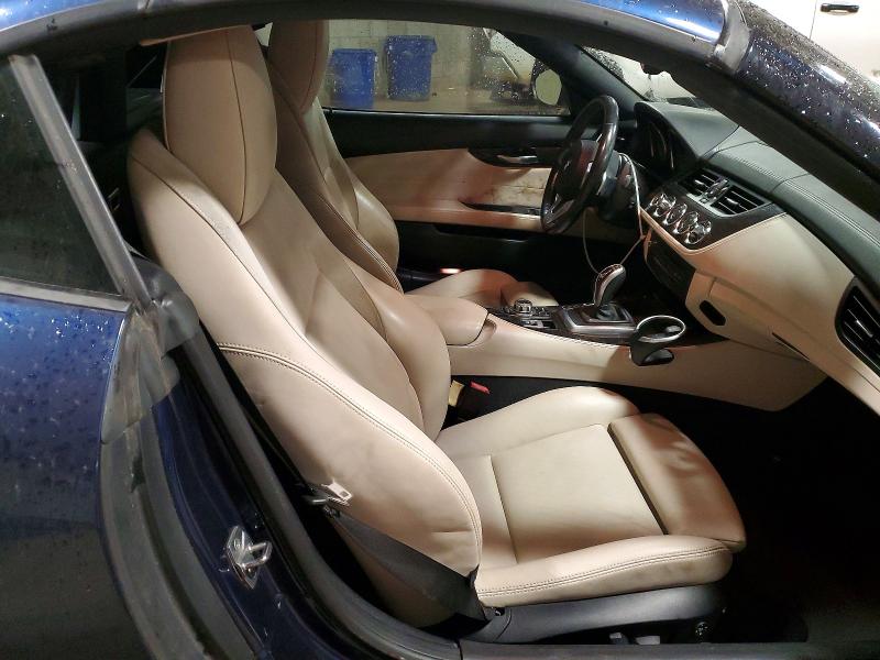 Photo 10 from auction – 2011 BMW Z4 SDRIVE3 with VIN WBALM7C52BE383136