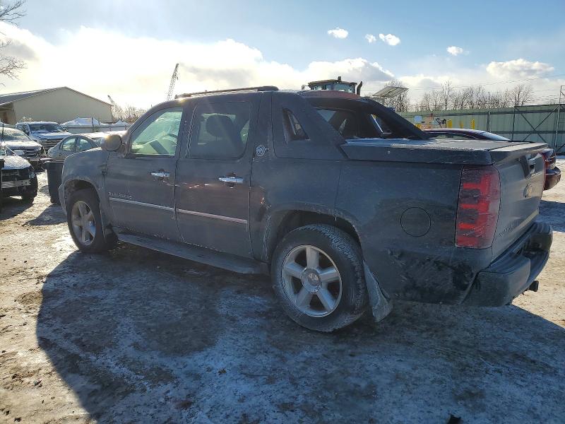 Photo 2 from auction – 2013 CHEVROLET AVALANCHE with VIN 3GNTKGE72DG380988