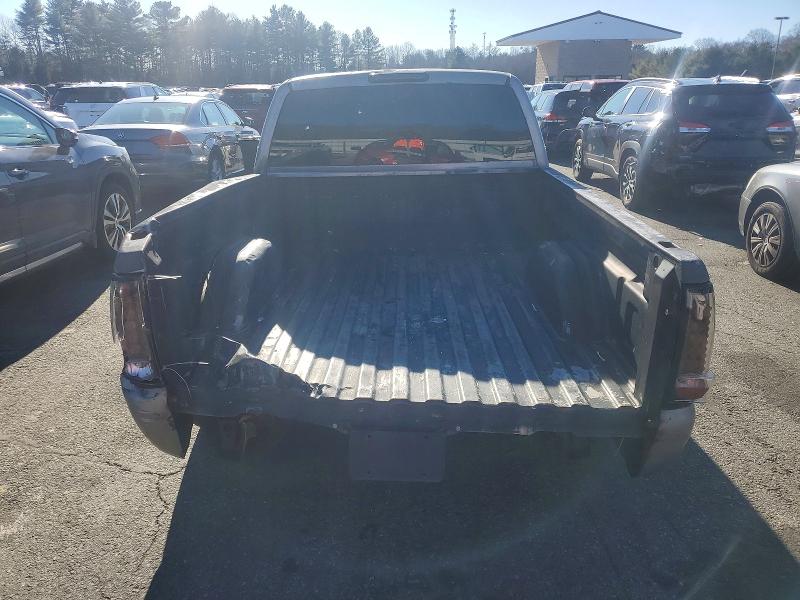 Photo 6 from auction – 2001 CHEVROLET SILVERADO with VIN 2GCEC19W311384680
