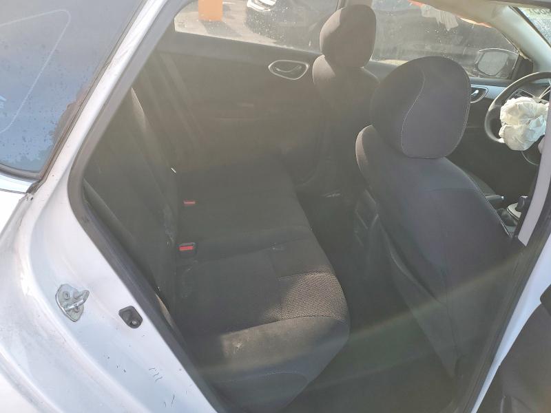 Photo 10 from auction – 2015 NISSAN SENTRA with VIN 3N1AB7AP9FY263785