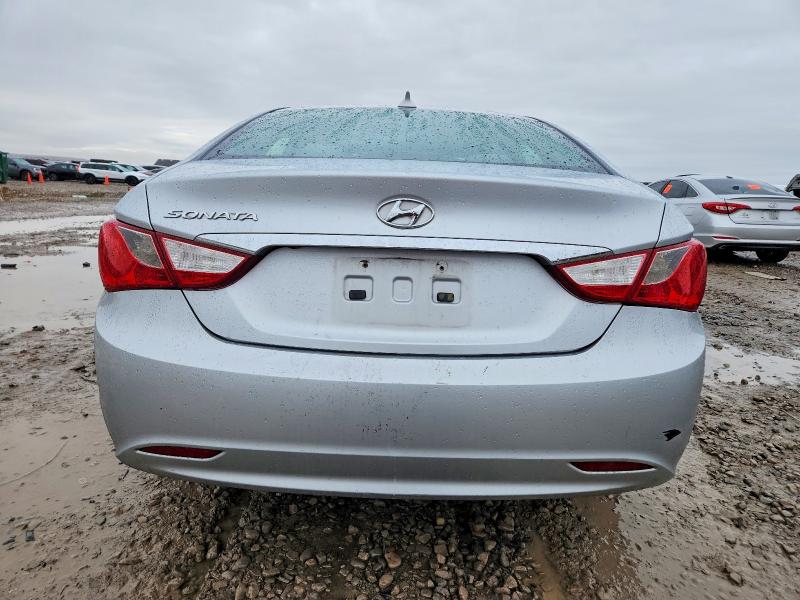 Photo 6 from auction – 2013 HYUNDAI SONATA GLS with VIN 5NPEB4AC8DH807830