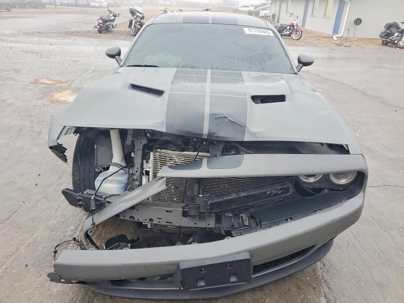 Photo 5 from auction – 2017 DODGE CHALLENGER with VIN 2C3CDZBT0HH573165