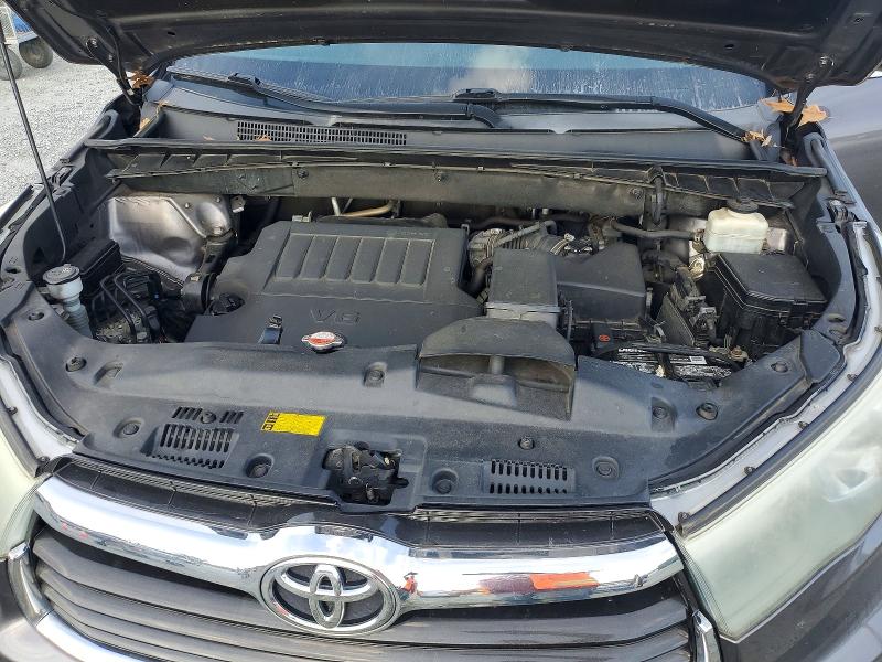 Photo 12 from auction – 2015 TOYOTA HIGHLANDER with VIN 5TDJKRFH4FS220862