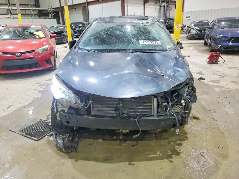Photo 5 from auction – 2018 TOYOTA COROLLA with VIN 5YFBURHE0JP812424