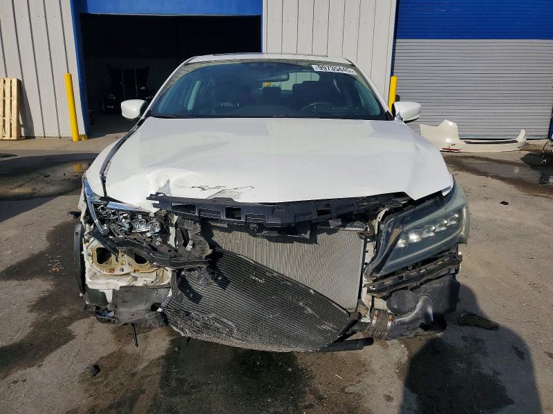 Photo 5 from auction – 2016 ACURA ILX BASE W with VIN 19UDE2F37GA013009