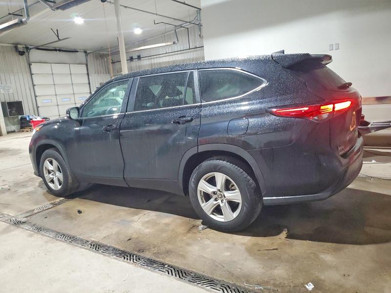 Photo 2 from auction – 2023 TOYOTA HIGHLANDER with VIN 5TDKDRAH0PS504187
