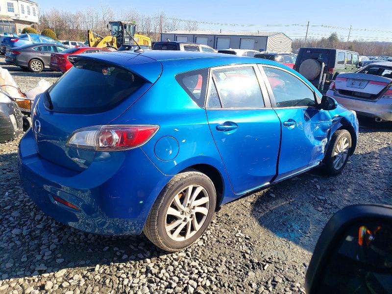 Photo 3 from auction – 2012 MAZDA 3 I with VIN JM1BL1L85C1588225