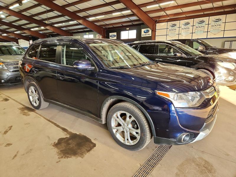 Photo 4 from auction – 2015 MITSUBISHI OUTLANDER with VIN JA4AZ3A33FZ002165