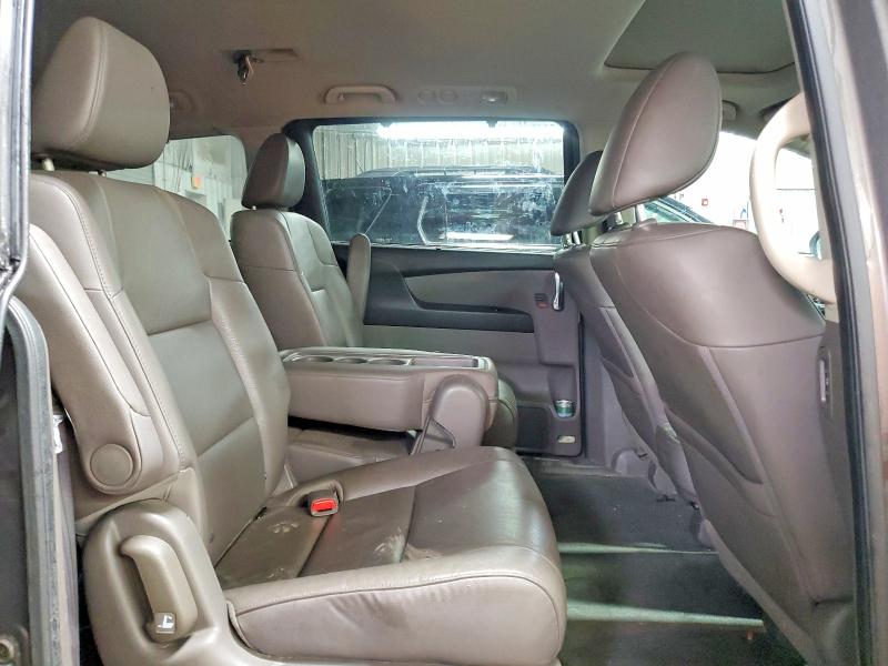 Photo 11 from auction – 2016 HONDA ODYSSEY with VIN 5FNRL5H63GB064520