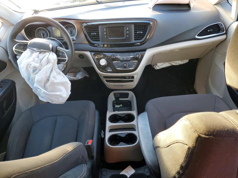 Photo 8 from auction – 2017 CHRYSLER PACIFICA with VIN 2C4RC1CG7HR723049