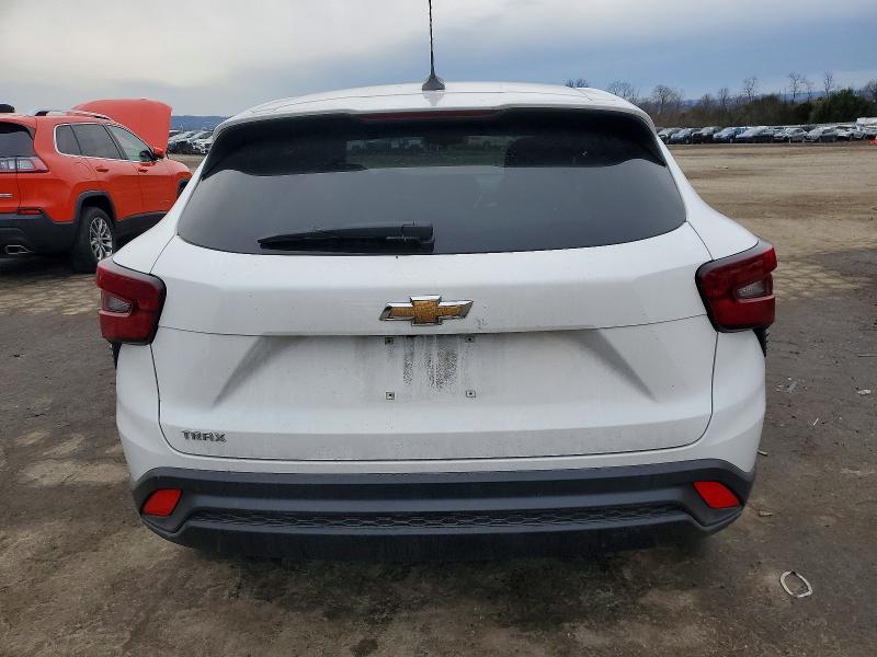 Photo 6 from auction – 2024 CHEVROLET TRAX LS with VIN KL77LFE27RC102214