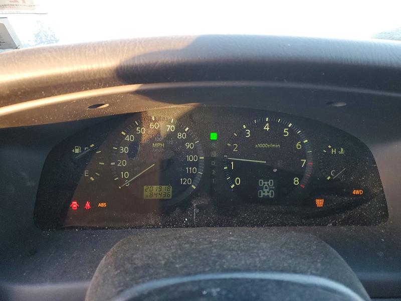 Photo 9 from auction – 2004 NISSAN PATHFINDER with VIN JN8DR09YX4W912352