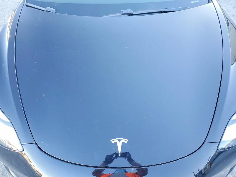 Photo 11 from auction – 2018 TESLA MODEL 3 with VIN 5YJ3E1EA7JF016088
