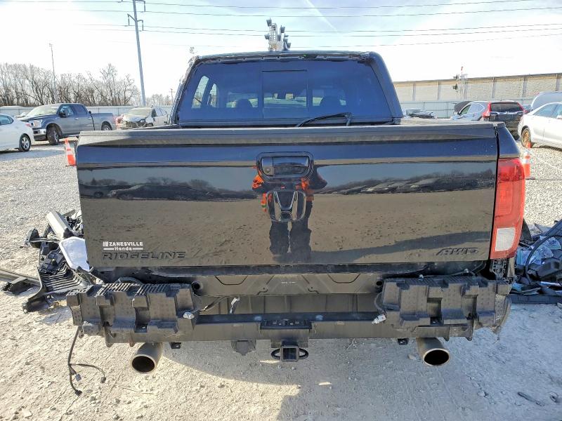 Photo 6 from auction – 2023 HONDA RIDGELINE with VIN 5FPYK3F88PB017790