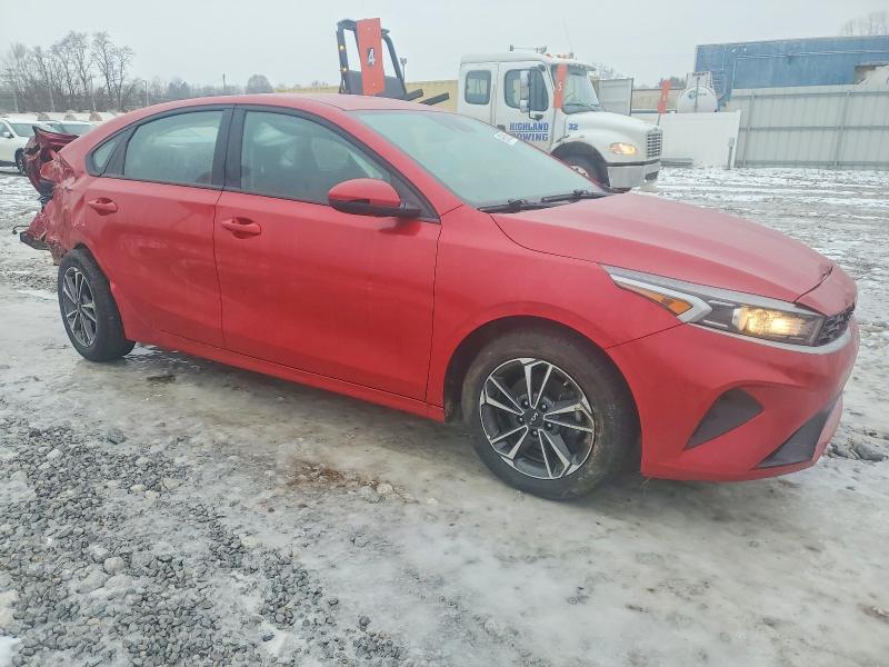 Photo 4 from auction – 2023 KIA FORTE with VIN 3KPF24AD2PE682278