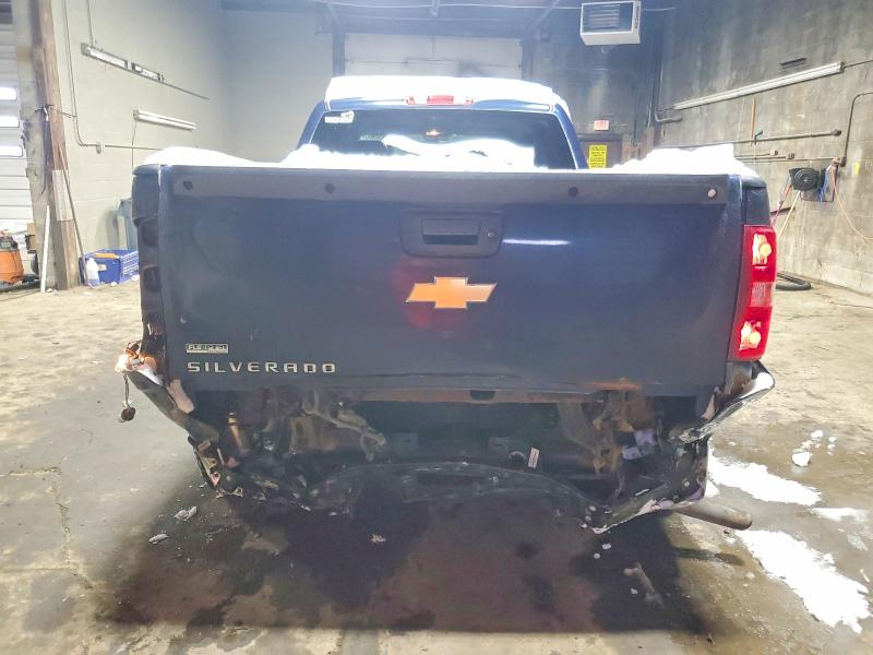 Photo 6 from auction – 2011 CHEVROLET SILVERADO with VIN 1GCRKSE37BZ137130