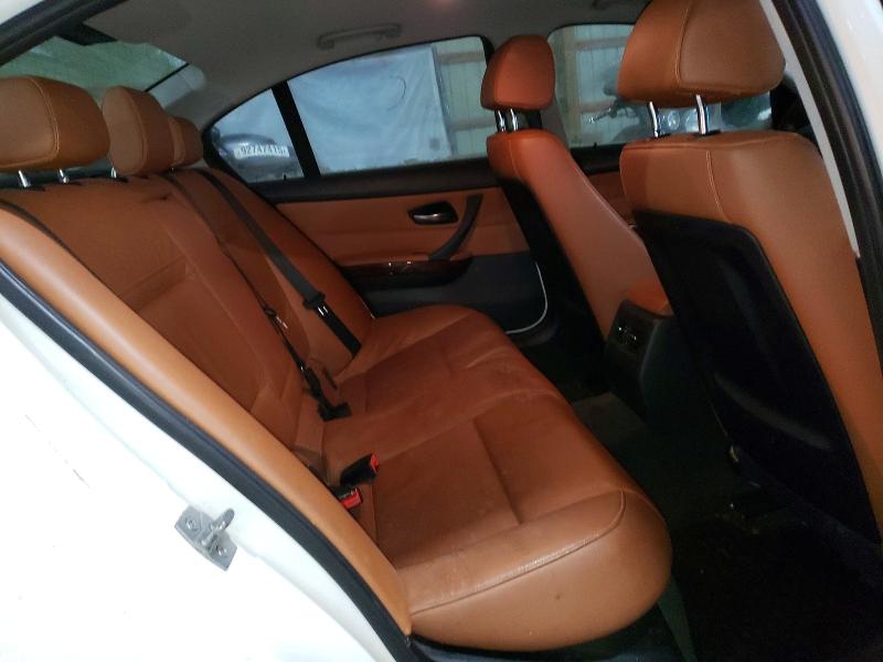 Photo 10 from auction – 2011 BMW 328 XI with VIN WBAPK7C5XBF196664