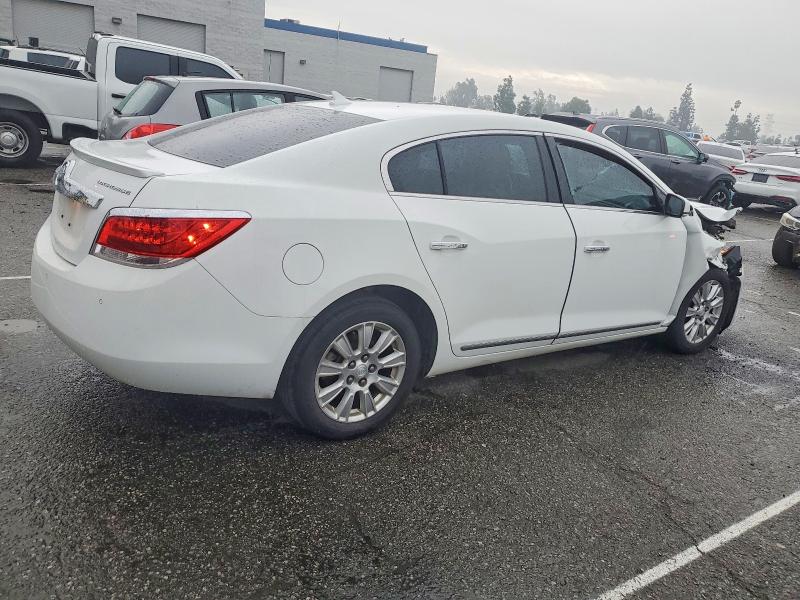 Photo 3 from auction – 2013 BUICK LACROSSE with VIN 1G4GC5ER2DF304827