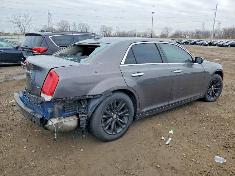 Photo 3 from auction – 2017 CHRYSLER 300C with VIN 2C3CCAEG0HH565215
