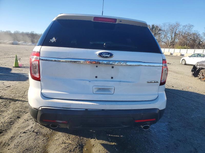 Photo 6 from auction – 2015 FORD EXPLORER with VIN 1FM5K7B89FGB64516