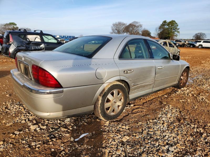 Photo 3 from auction – 2002 LINCOLN LS with VIN 1LNHM86S32Y704921