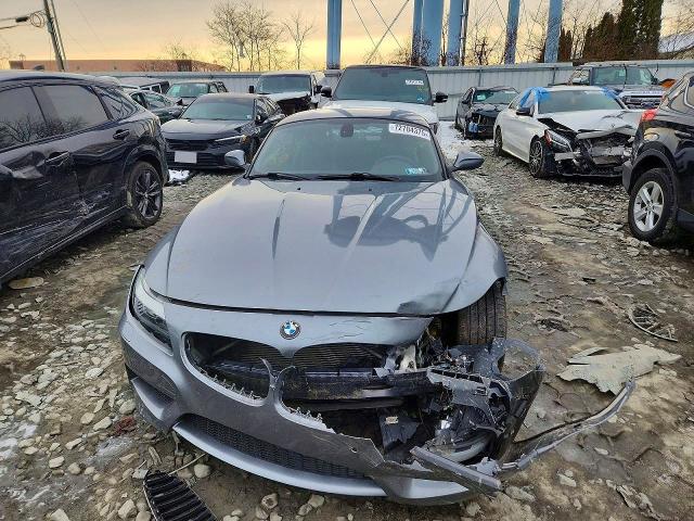 Photo 5 from auction – 2013 BMW Z4 with VIN WBALL5C5XDJ104730
