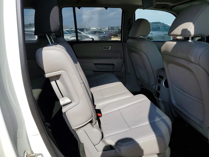 Photo 10 from auction – 2015 HONDA PILOT with VIN 5FNYF3H93FB018847